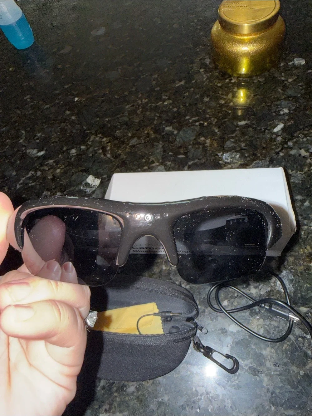 HD Video Sunglasses with Built-In Camera - Black